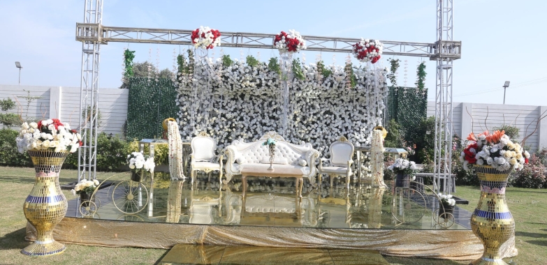 4 Best Wedding Decoration Ideas